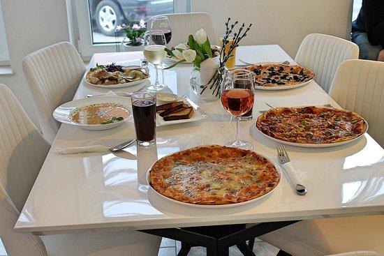 Restaurant Floare de Colt
