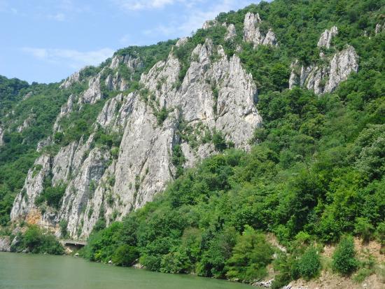Mănăstirea Sfânta Ana din Orșova