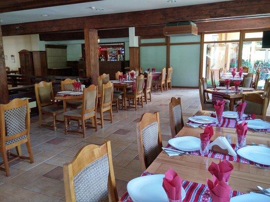 Popas Turistic Bucovina Sucevita Restaurant