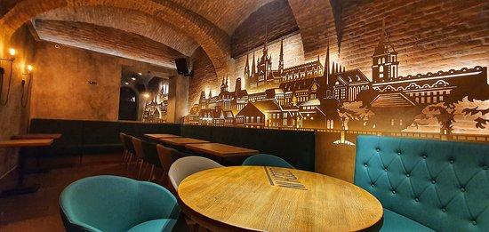 Kundera PUB