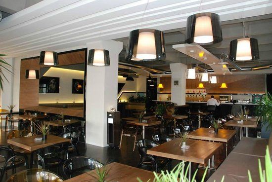 Mai Lounge